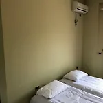 Aris Aparthotel *