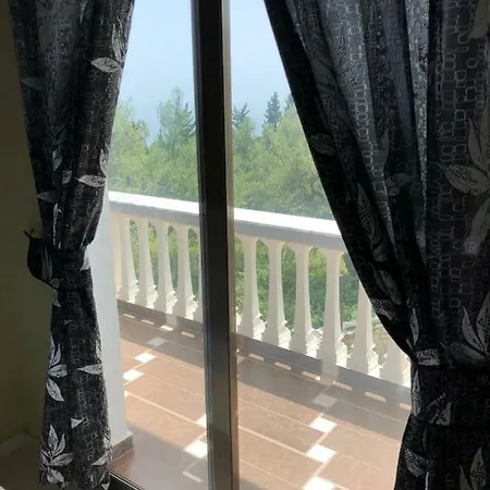 Aris Apartmanhotel *