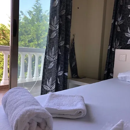 Apartmanhotel Aris *