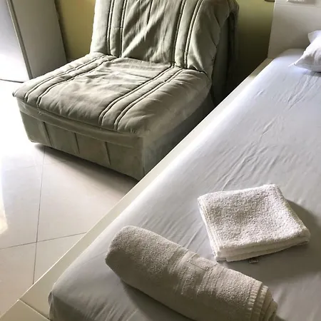 Aparthotel Aris