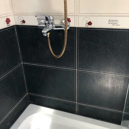 Aris Aparthotel