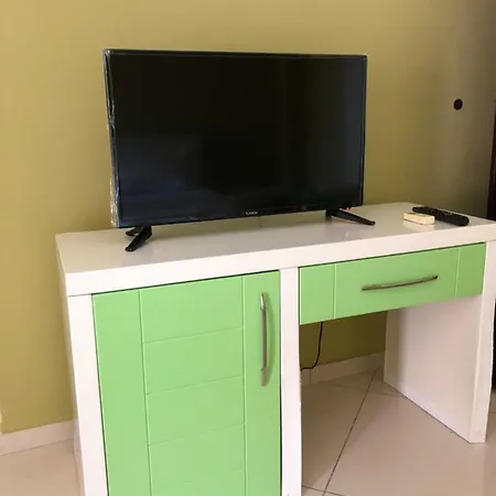 Aris Aparthotel *