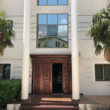 מלון דירות Aris