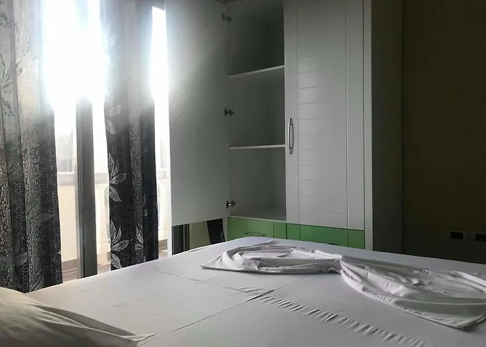 Aris شقة فندقية *