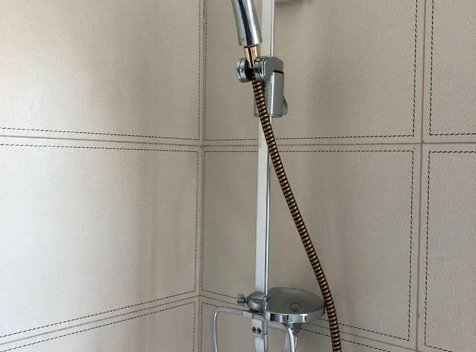 Aris شقة فندقية *