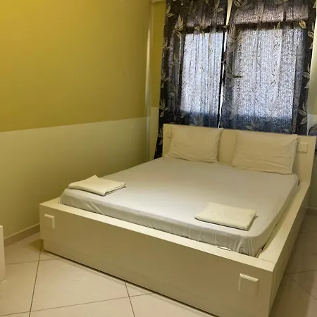 Aris Aparthotel Dhërmi